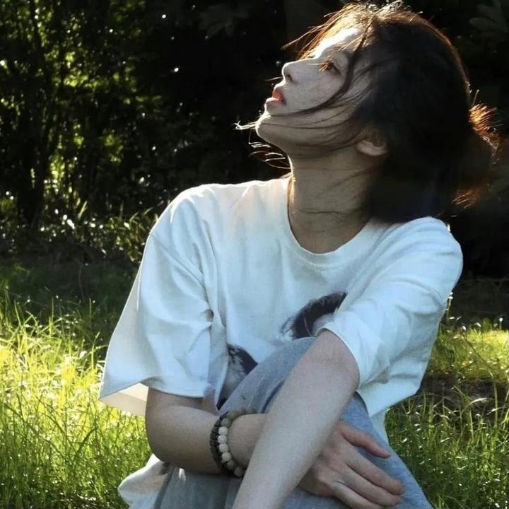 蕾哈娜内衣秀4